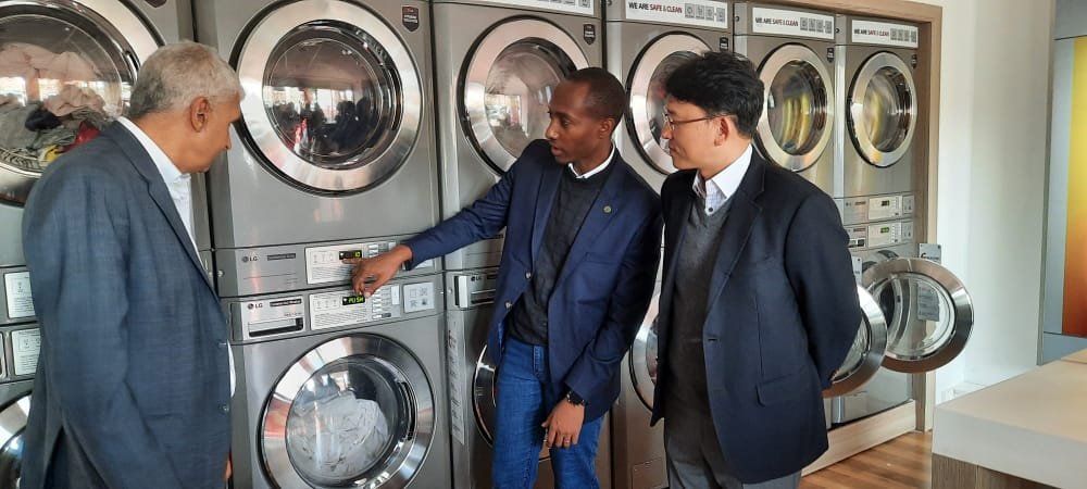 How to Open a Laundry Business